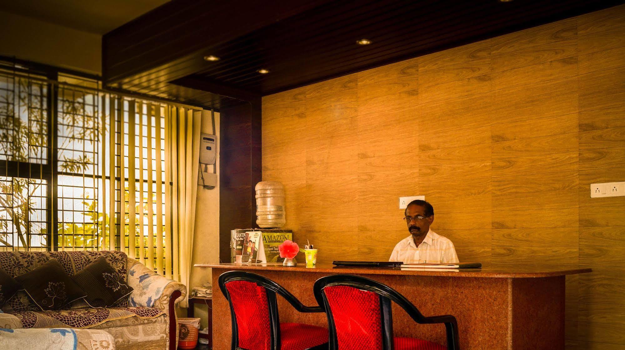 Dreams Hotel Kovalam Exterior foto